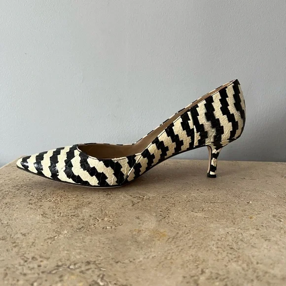 Via Spiga low kitten heel in black and white - Picture 12 of 14